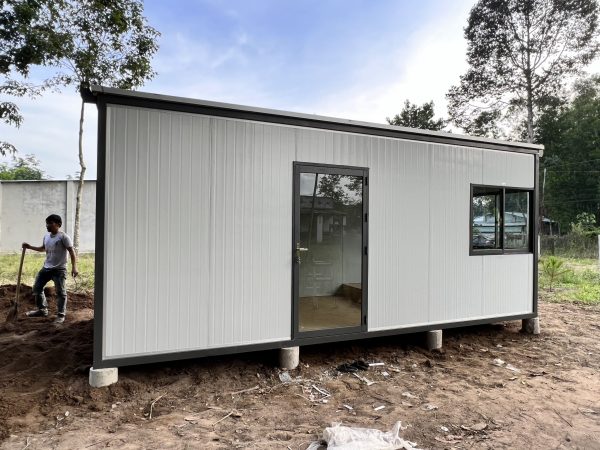 NHÀ PANEL 14.4M2 KÍNH MẪU 2
