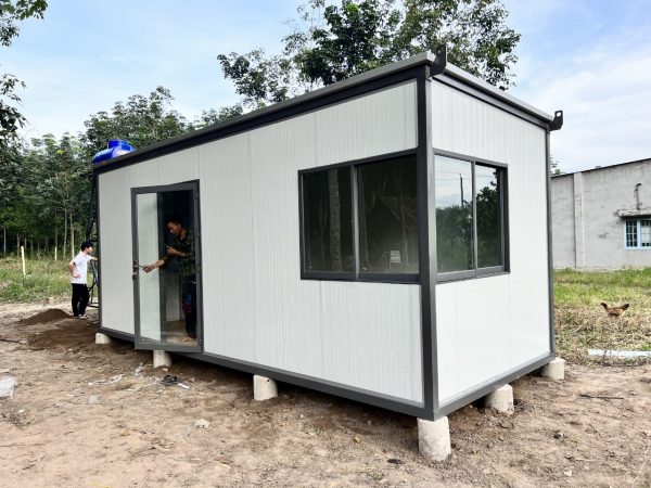 NHÀ PANEL 14.4M2 KÍNH MẪU 2 NHÀ PANEL 14.4M2 KÍNH MẪU 2